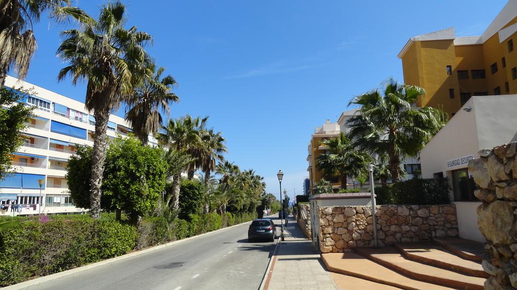 He La Entrada Punta Prima Torrevieja Bagian luar foto