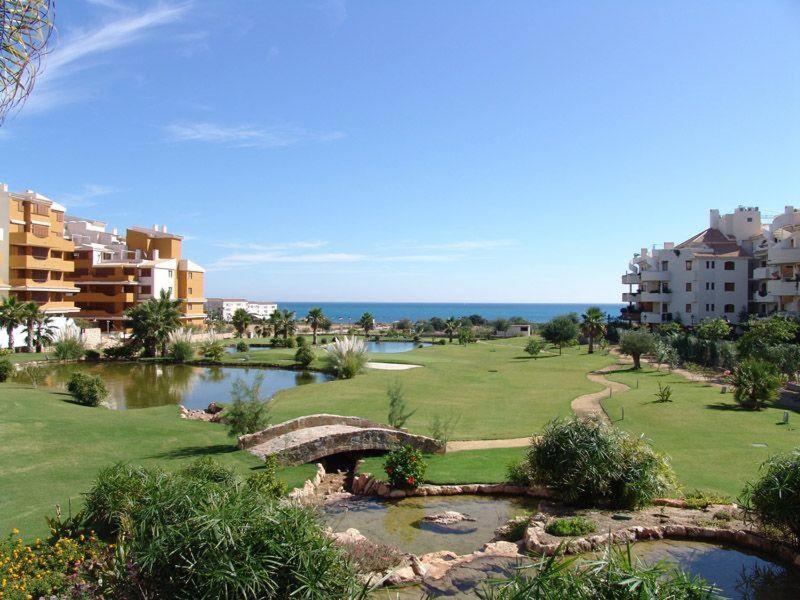 He La Entrada Punta Prima Torrevieja Bagian luar foto